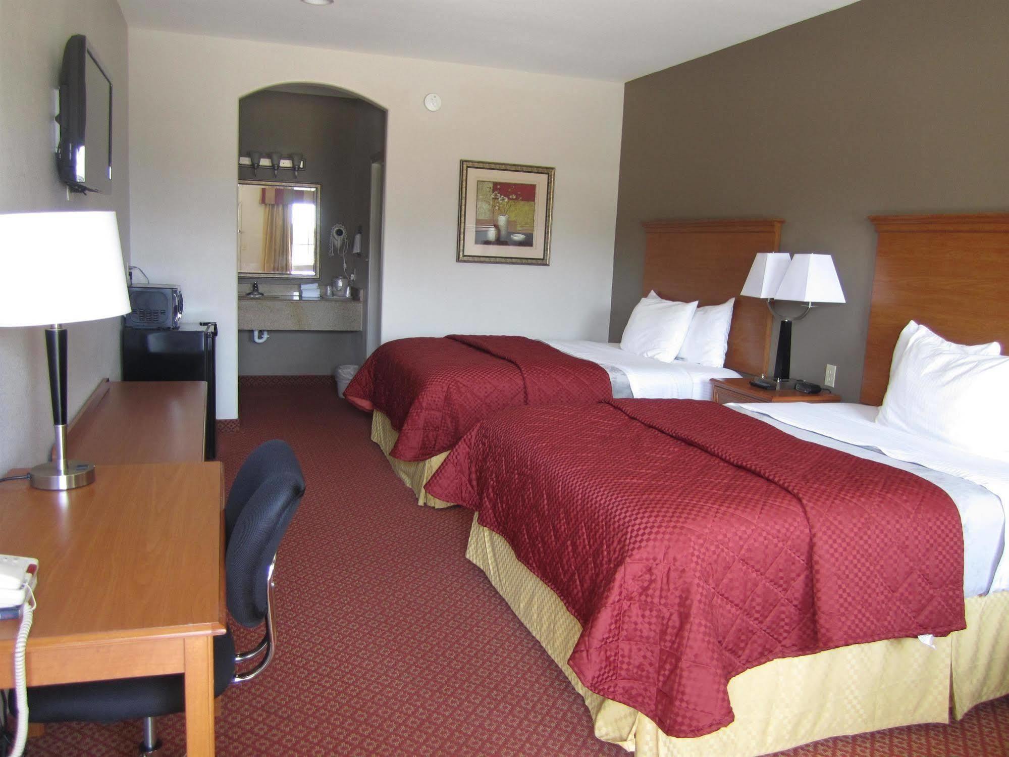 Executive Inn & Suites - Jewett ภายนอก รูปภาพ
