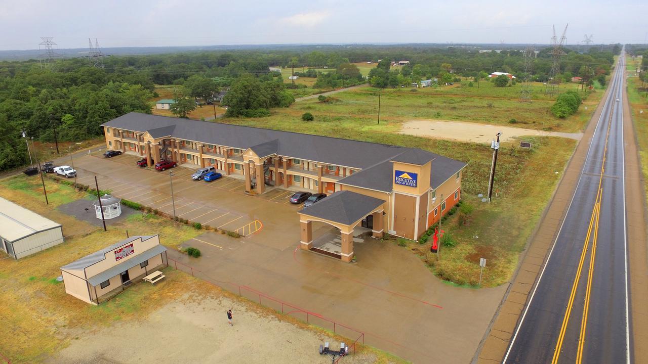 Executive Inn & Suites - Jewett ภายนอก รูปภาพ
